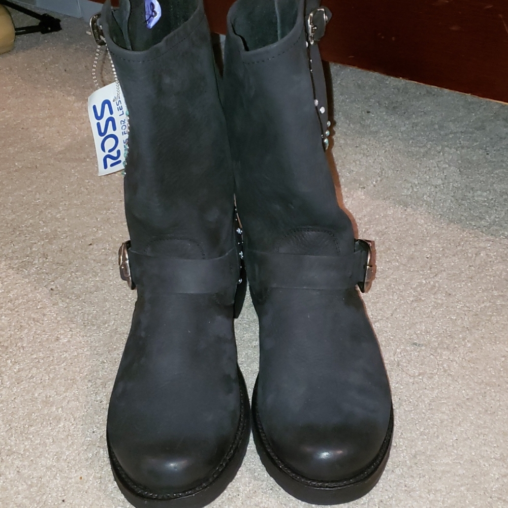 ●SOLD●FRYE 8½ STONE STUDDED - Picture 4 of 16